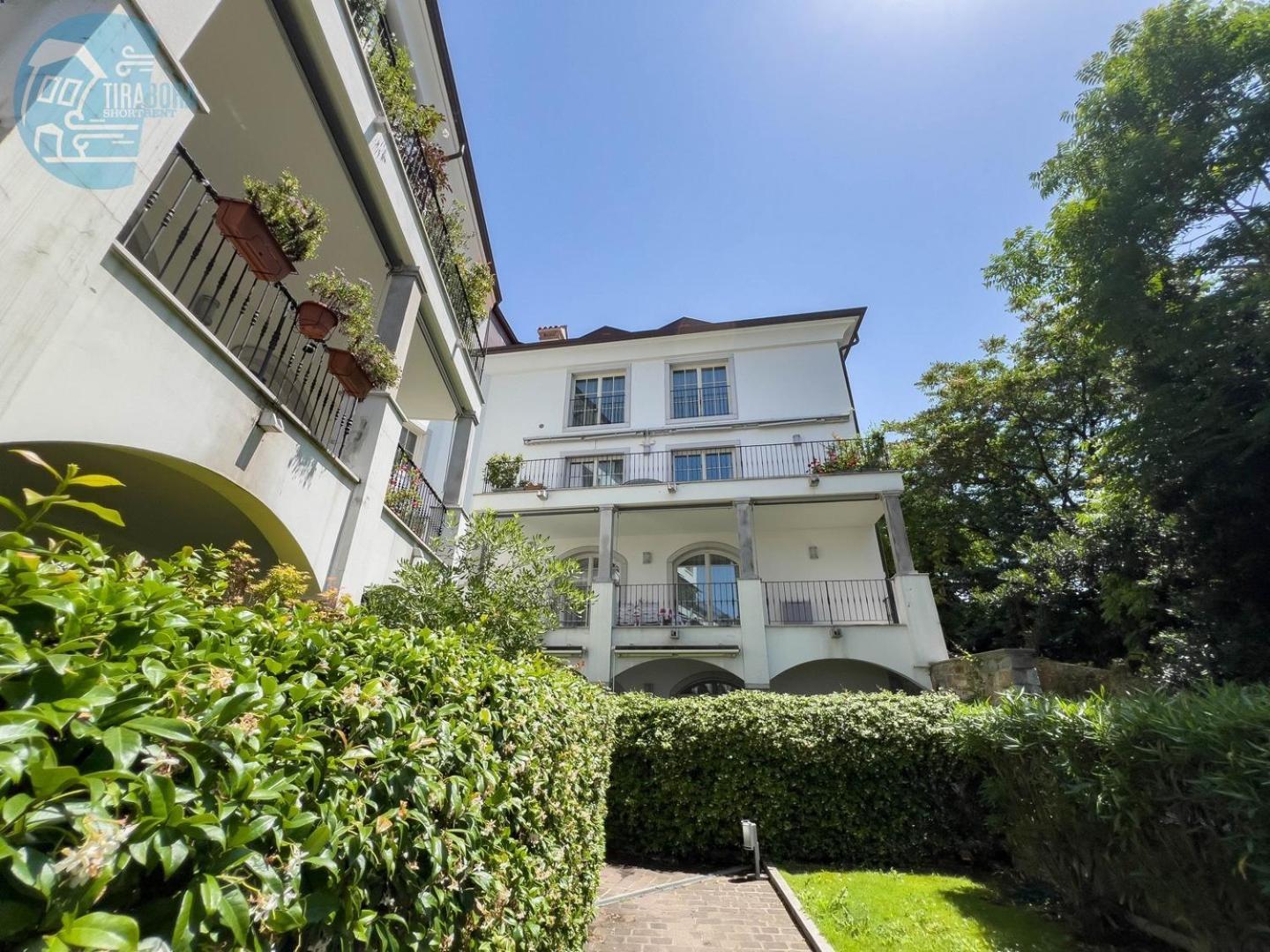 Cattedrale 5 Tirabora Short Rent Leilighet Trieste Eksteriør bilde
