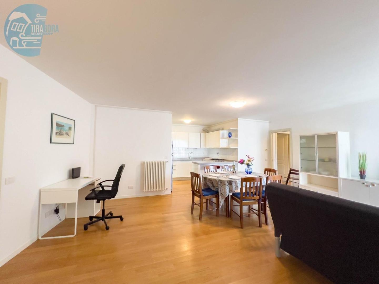 Cattedrale 5 Tirabora Short Rent Leilighet Trieste Eksteriør bilde