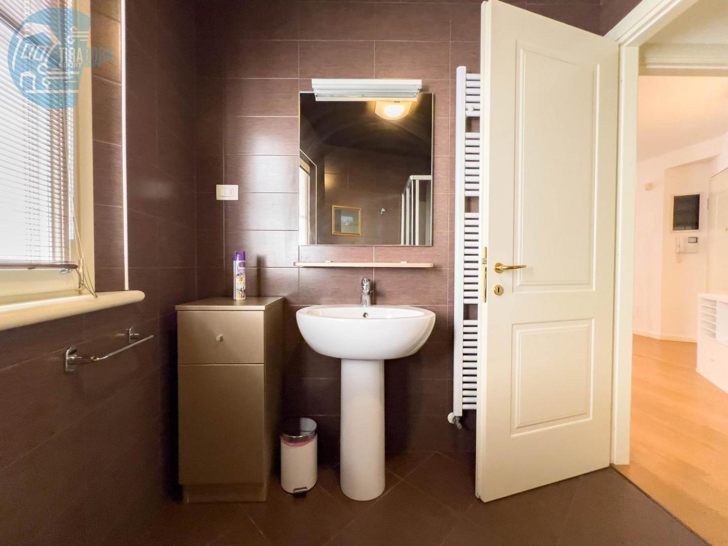 Cattedrale 5 Tirabora Short Rent Leilighet Trieste Eksteriør bilde