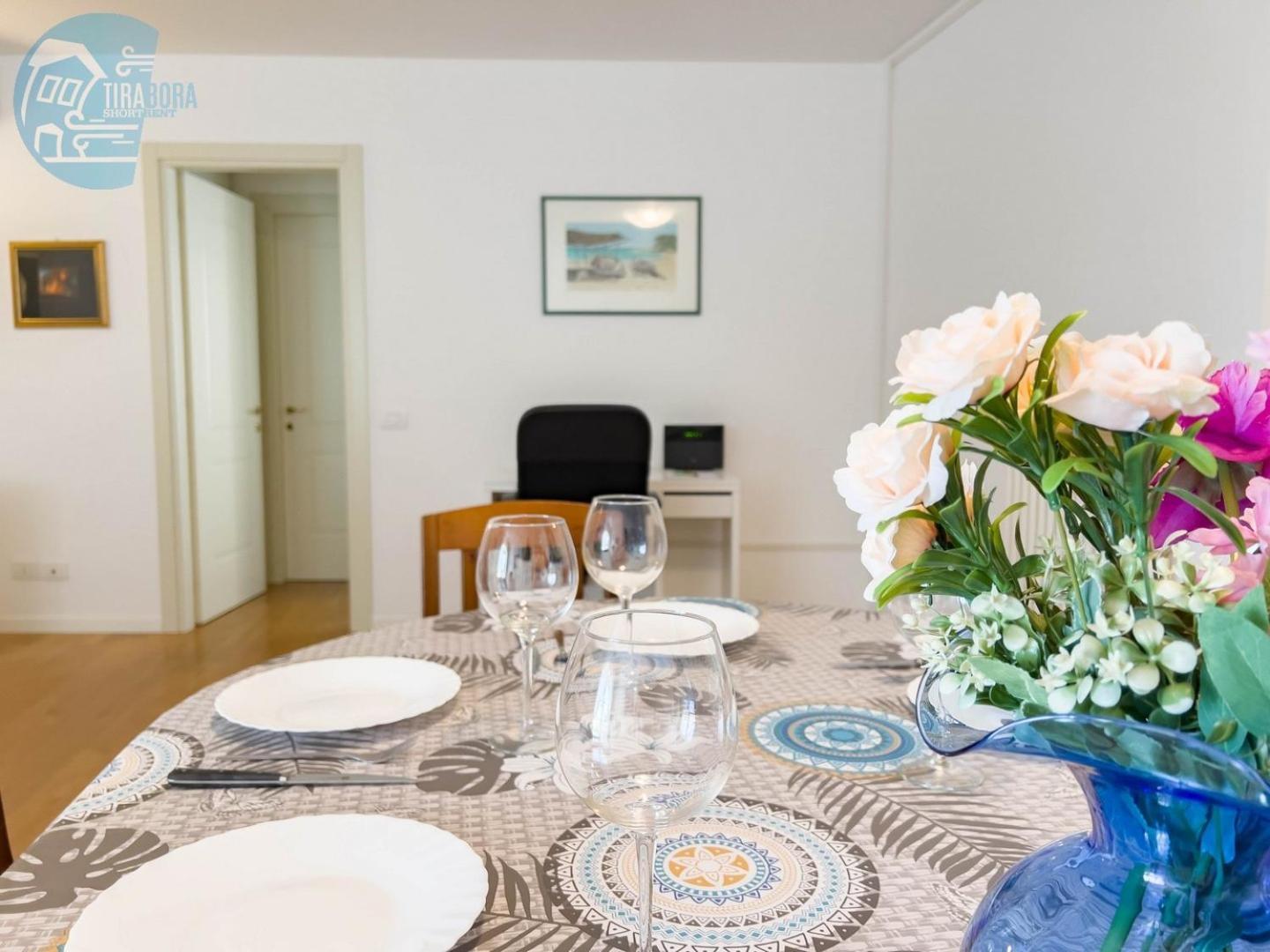 Cattedrale 5 Tirabora Short Rent Leilighet Trieste Eksteriør bilde