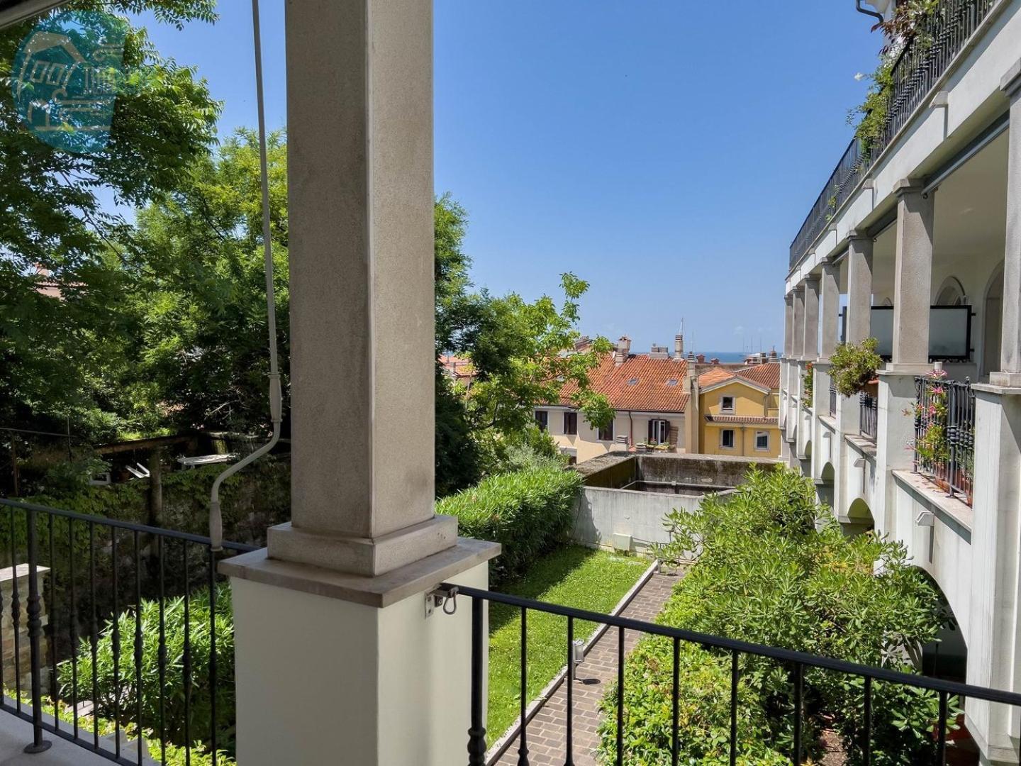 Cattedrale 5 Tirabora Short Rent Leilighet Trieste Eksteriør bilde